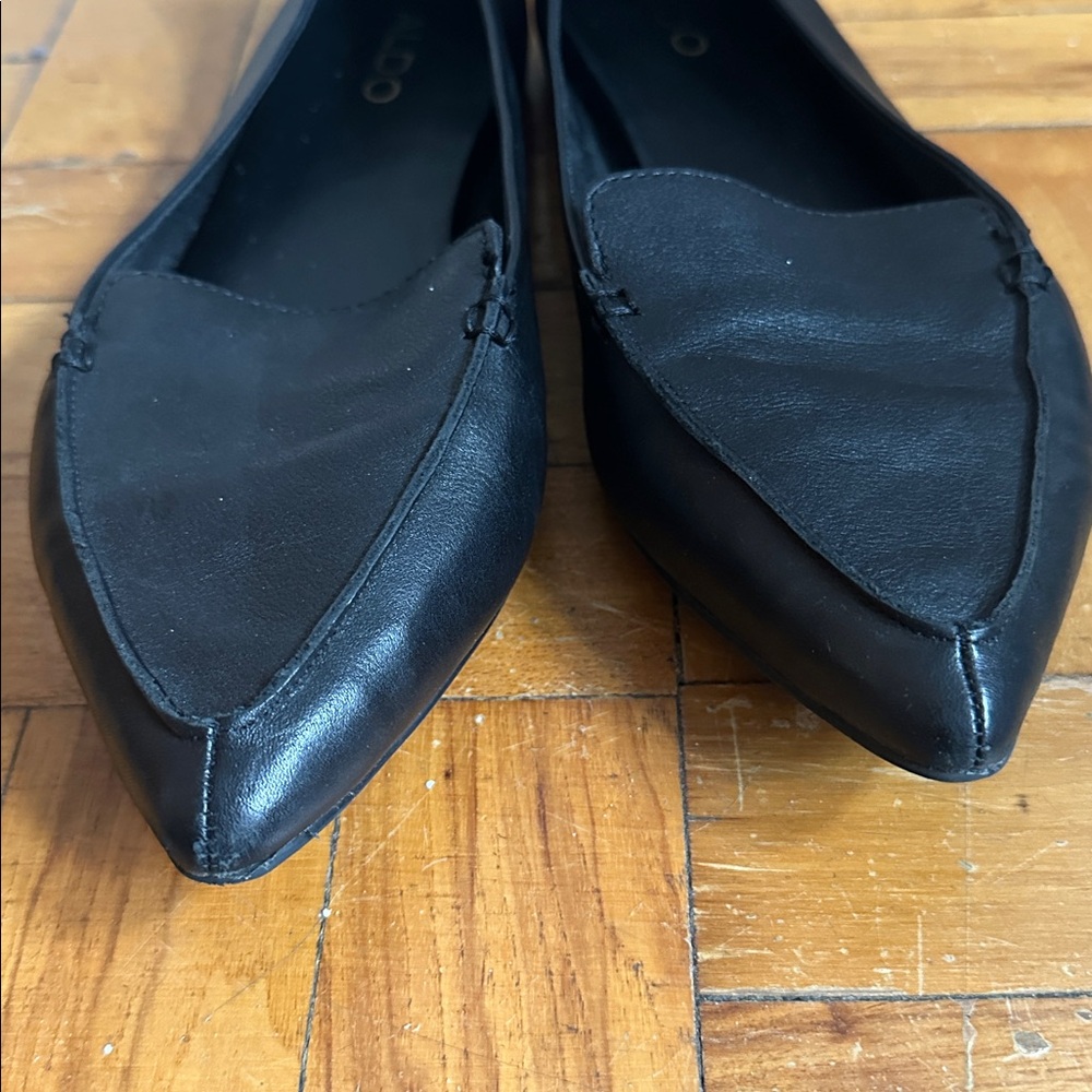Aldo Black Pointed Toe Flats - Picture 2 of 7